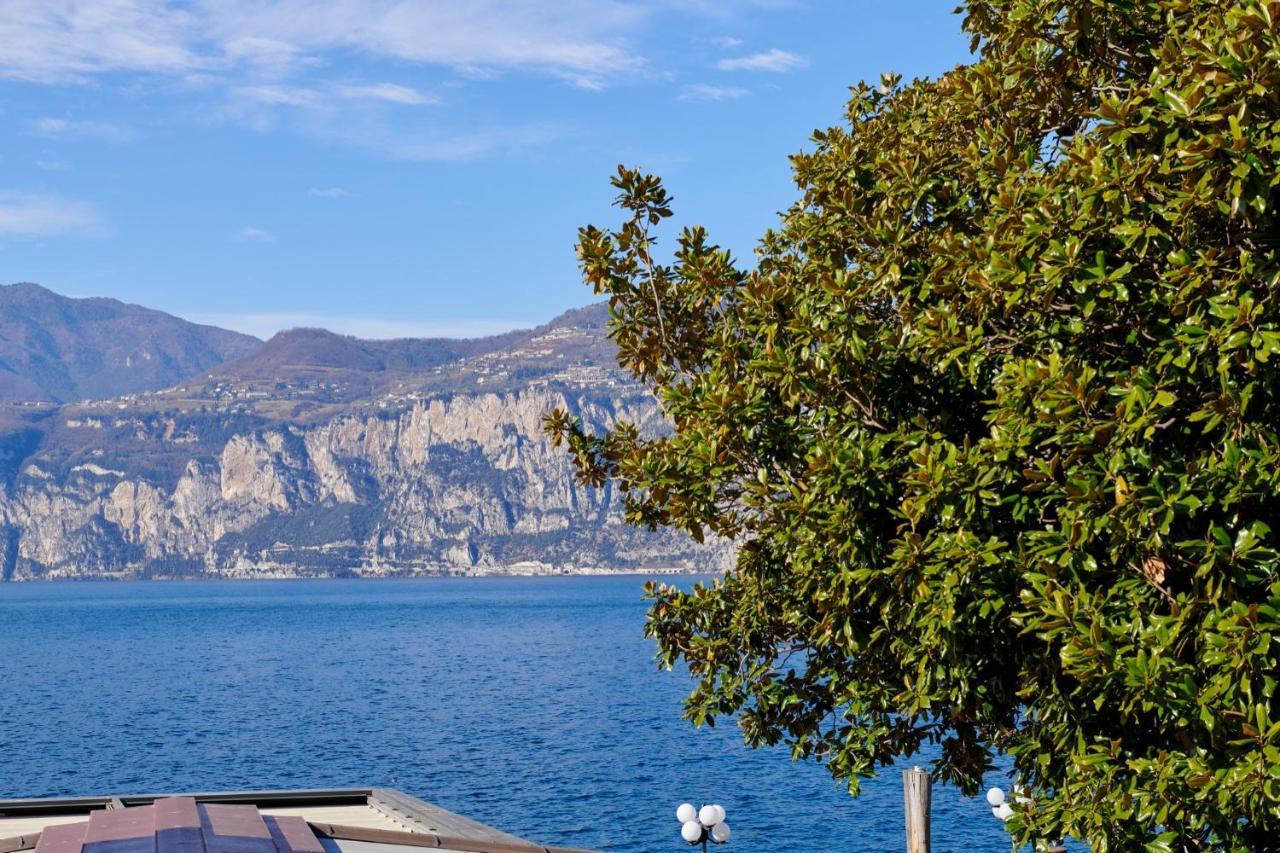 Lake Front Casa Christina Мальчезине Экстерьер фото